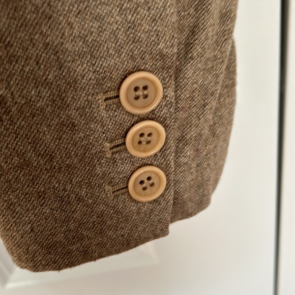 Theory wool blazer career staple sharp smart piece. Made in USA Pockets Business - Picture 4 of 10